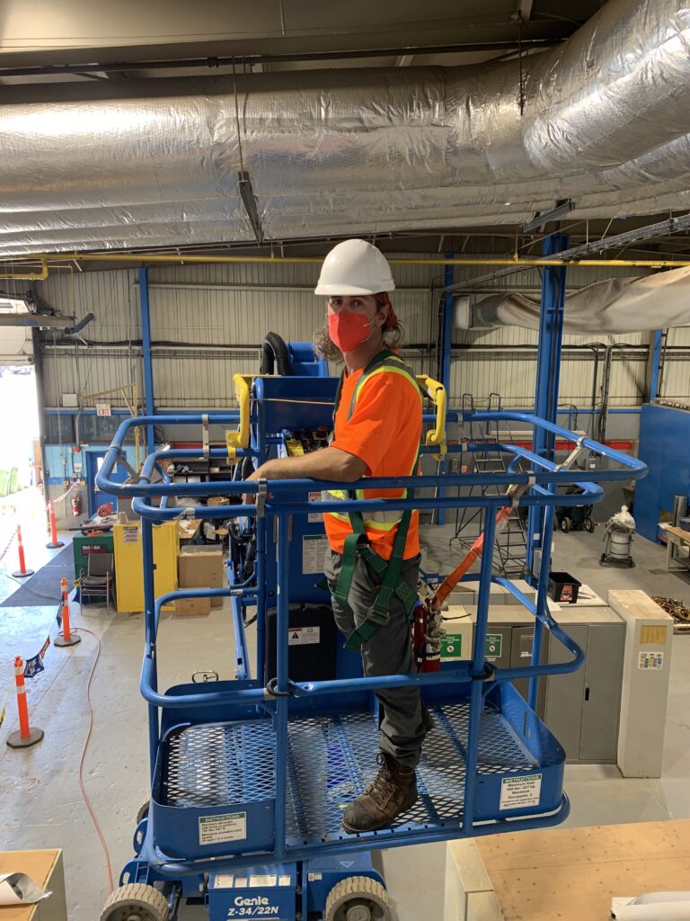 Industrial 5,000 CFM air duct cleaning in West Nipissing using 220-volt suction to remove harvest dust and rural allergens.